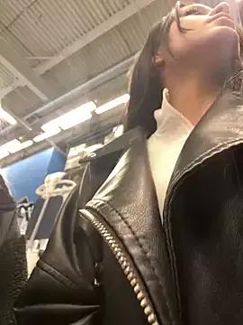 Freechat Cum_girlss on StripChat