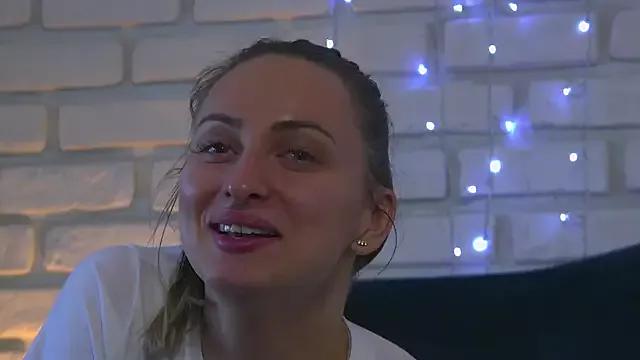 DeannaReese on StripChat 