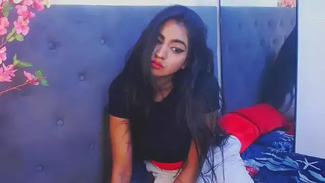 Freechat Delilah_Blazee on StripChat