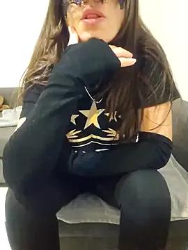 Freechat Derin_00 on StripChat