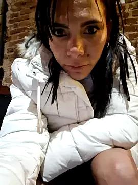 Freechat Doll_Loren on StripChat