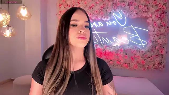 DonnaStonne on StripChat 