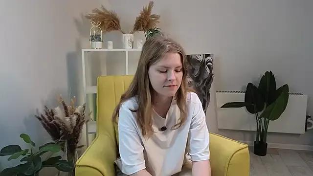 Masturbate to naked slut EarleanMottai EarleanMottai from StripChat