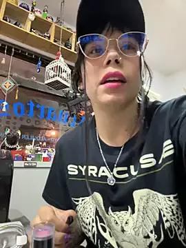 Freechat EemaHaruki on StripChat