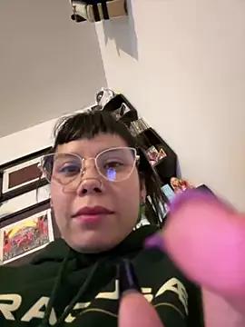 Freechat EemaHaruki on StripChat