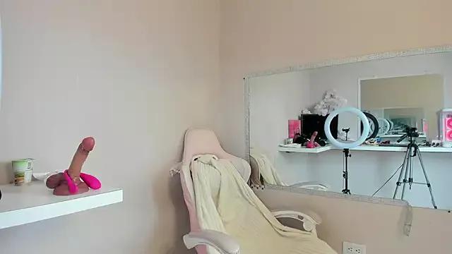 Freechat Elaine87_ on StripChat