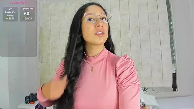 Freechat Elaine87_ on StripChat