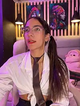 Naked Elegant__rouse wants you to fuck her body now elegant__rouse from StripChat