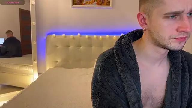 Freechat Eliza77 on StripChat