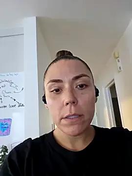 Discover Ellie-L-Elizabeth, she wants to masturbate for you Ellie-L-Elizabeth from StripChat