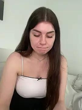 EllyNora on StripChat 