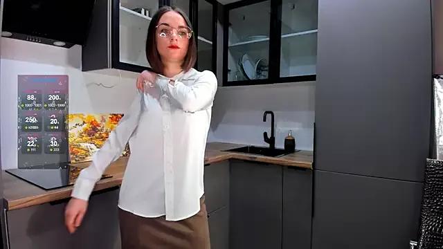 ElviaBlewett on StripChat 
