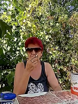 Explore Ely_Elenita, she wants to masturbate for you Ely_Elenita from StripChat