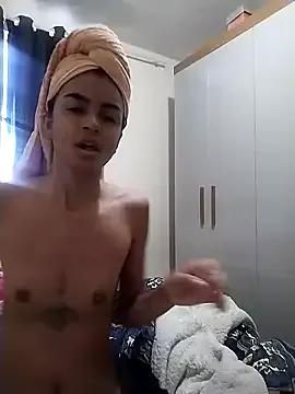 Freechat Emanuelle_manu on StripChat