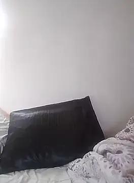 Freechat Emanuelle_manu on StripChat