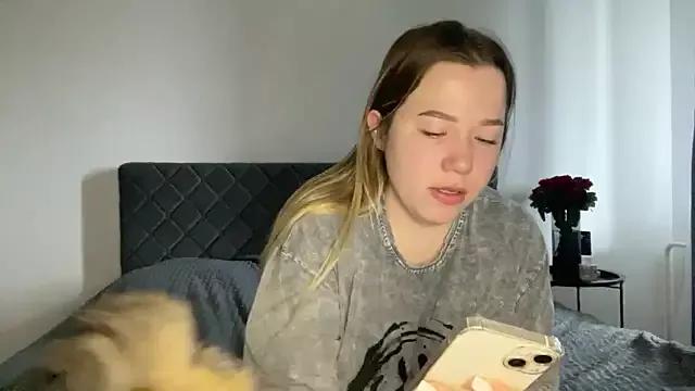 Freechat Embersweetbunny on StripChat