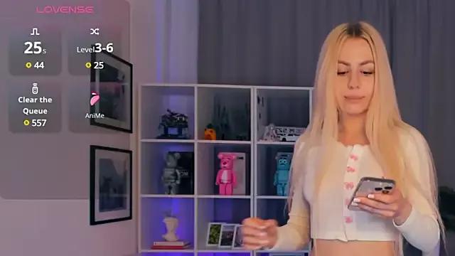 Freechat Emilyrighter1 on StripChat