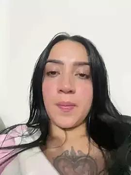 EmmyEvans1 on StripChat 