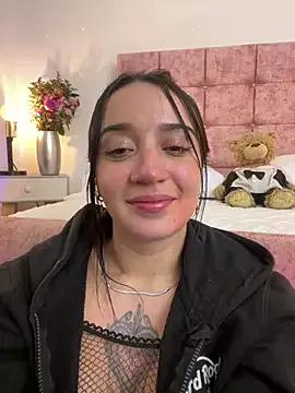 EmmyEvans1 on StripChat 