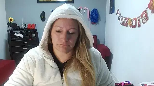emperabigbootybigass on StripChat 