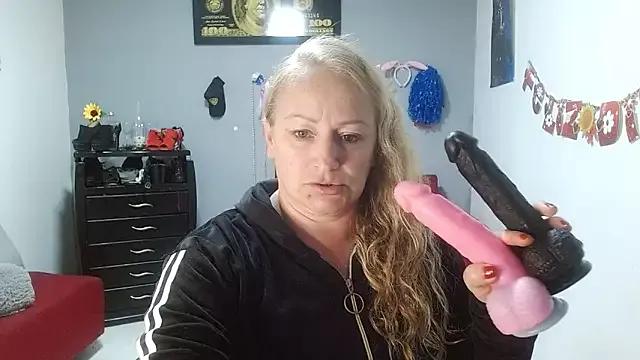 emperabigbootybigass on StripChat 