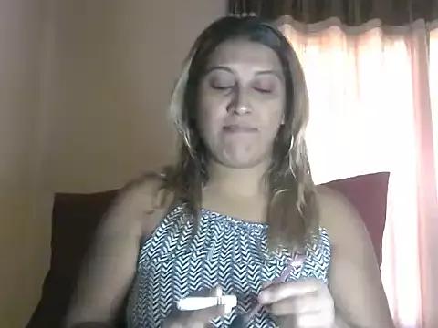 Freechat eroticbeauty37 on StripChat