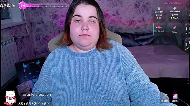 Estelle_Hicks on StripChat 