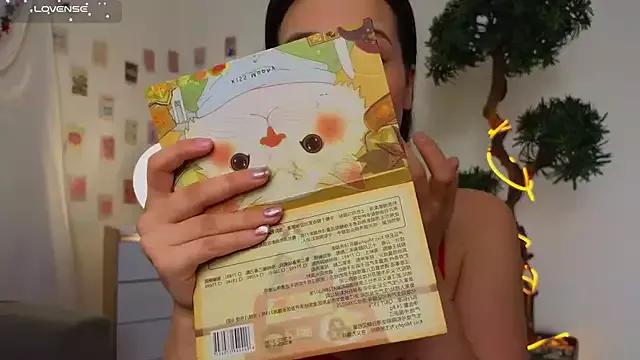 EthalGold on StripChat 