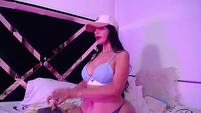 Private EVA45LOVES on StripChat