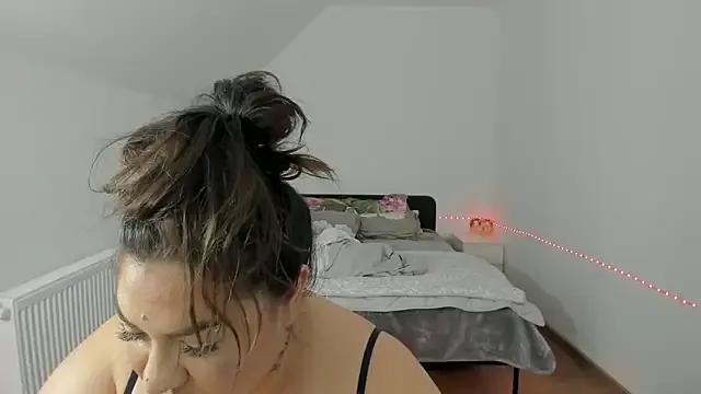 Cute EvvaBBW wants you to fuck her body now EvvaBBW from StripChat