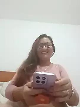 Freechat florecita_69 on StripChat