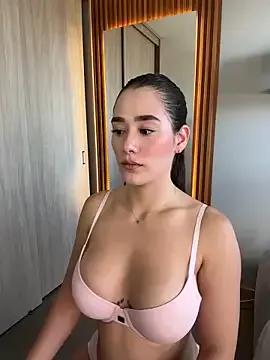 FridaKlein from StripChat