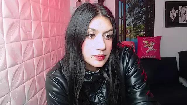 gigi_gilt_ on StripChat 