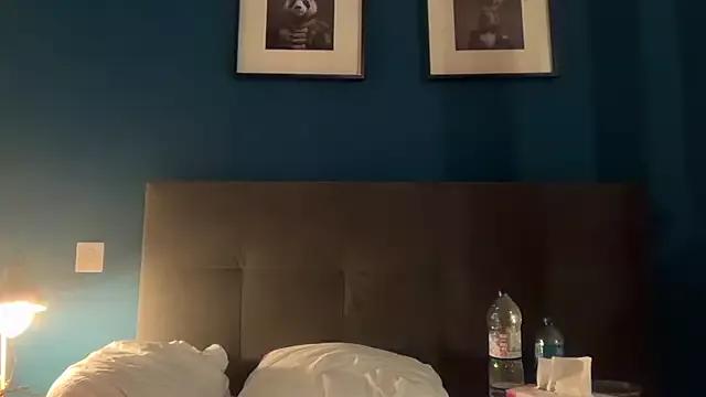 Freechat GiuliaDollx on StripChat