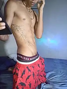Freechat God_Eros_23cm on StripChat