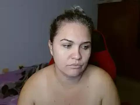 helenca43 on StripChat 