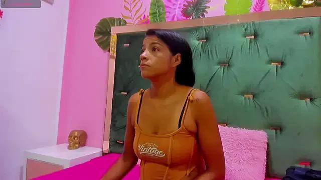 Freechat Hellen__4master on StripChat