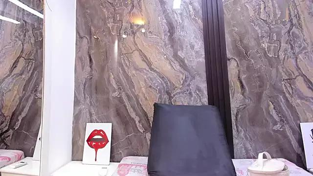 Freechat HellenJohansson on StripChat