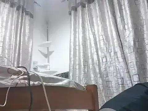 Freechat Hotwife8 on StripChat