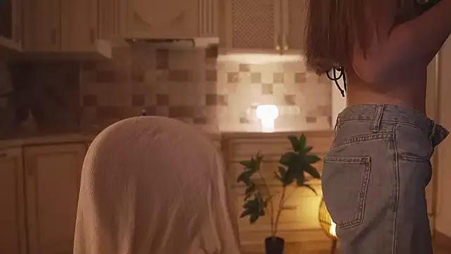 Group house_of_the_dragon on StripChat