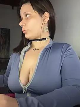 Freechat Iamvictoria06 on StripChat