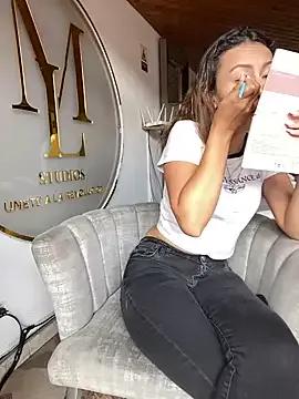 Freechat im_lorein on StripChat