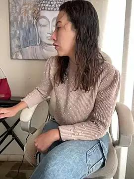 Freechat im_lorein on StripChat