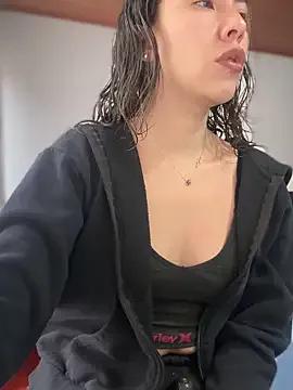 Freechat im_lorein on StripChat