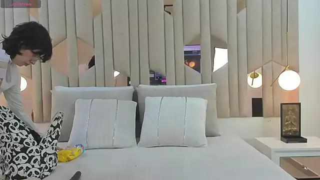 Im_Molly_Angel on StripChat 
