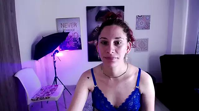 Freechat IsaBaileys_ on StripChat