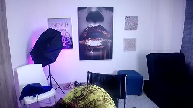 Freechat IsaBaileys_ on StripChat