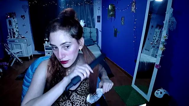 Masturbate to StripChat's IsaBaileys_ IsaBaileys_ from StripChat