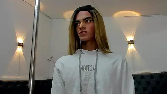 Freechat Isabella_stanford2 on StripChat