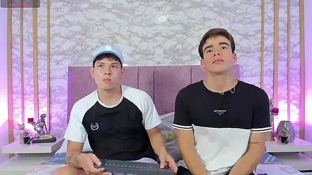 Freechat its_liam18 on StripChat